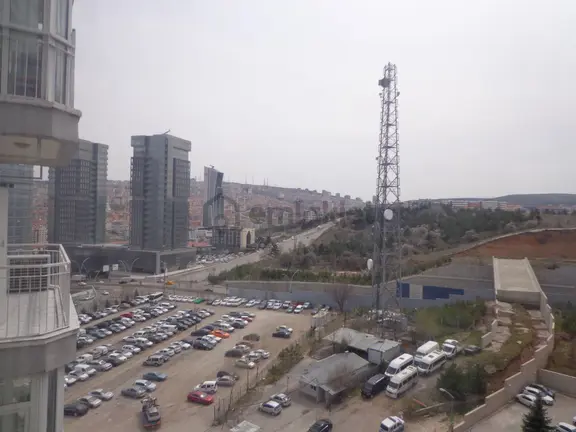 Çiğdem'de Taurus Alış Veriş Merkezi Yanında Ünay Sitesinde 2