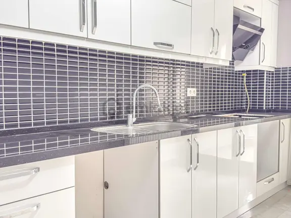 Manzaralı,geniş Teraslı,köşe 4+1 220 M2 Yeni Ve Kaliteli Daire 2