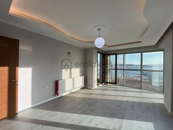 Naldöken İzban Yakını Deniz Manzaralı E.banyolu 3+1 Satılık Daire 2