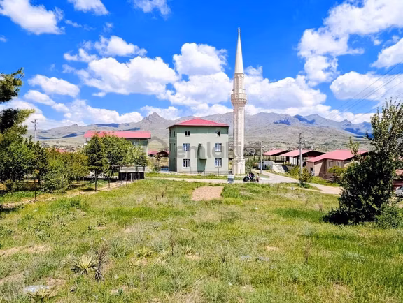 874m2 İmarlı Köşe Başı Tek Tapu Yaylalık Arsa 2