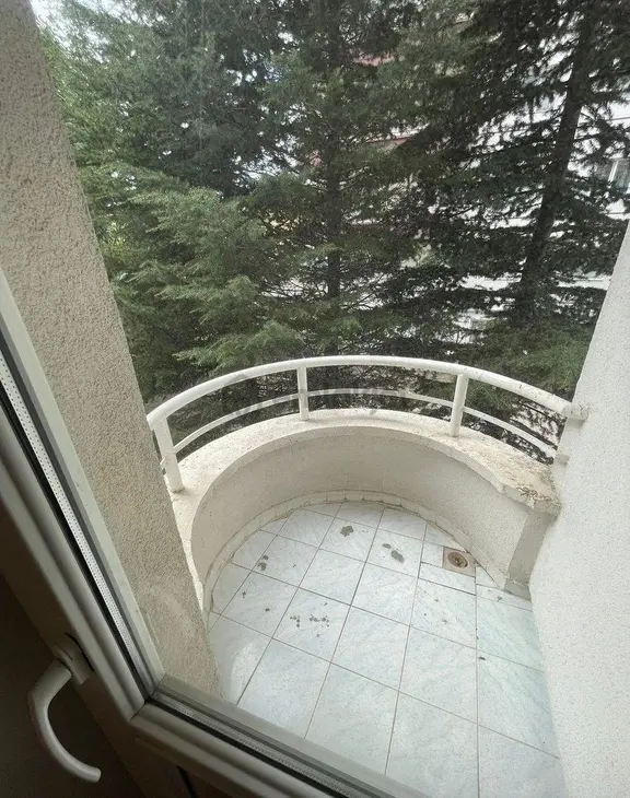 İmir Emlak'tan 3+1 135m2 2.kat Asansörlü Daire 2