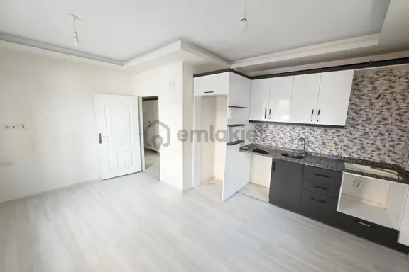 Üstünkent'ten Aydınlıkevler'de Forum Avm Yakını 2+1 Satılık Daire 1