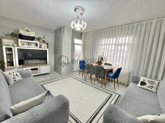 Loft'tan Yeşilova Mh 2+1 90 M2 Balkonlu Masrafsız Satılık Daire 1