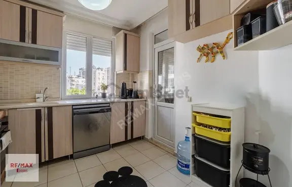 Meydankavağı'nda Prestijli Konumda! 12.cadde Yakını 2+1 Satılık 2