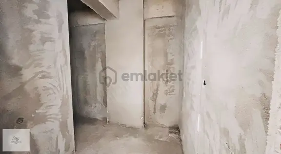 Mg Emlak'tan Akyazı'da Fırsat 3. Kat 1+1 Daire 2