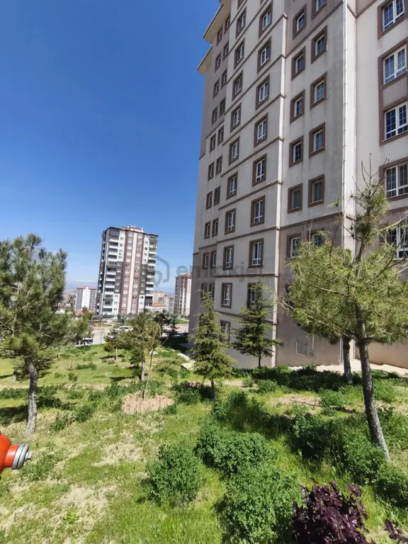 Erdoğan Gayrimenkulden Satılık Karagöz Tokide Harika Konumda 3+1 Daire 1