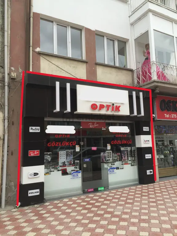 Sahibinden Turhal Ana Cadde’de, Belediye Sitesi Karşısı 2