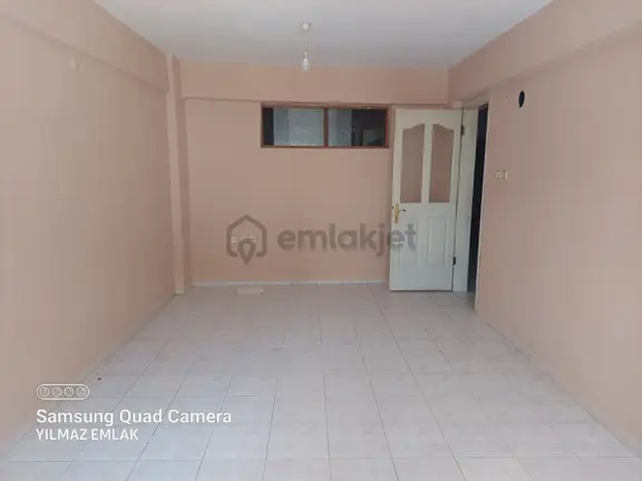 Aydın Nazilli Cumhuriyet Mahallesin De 3+1 Satılık Zemin Kat Daire 2