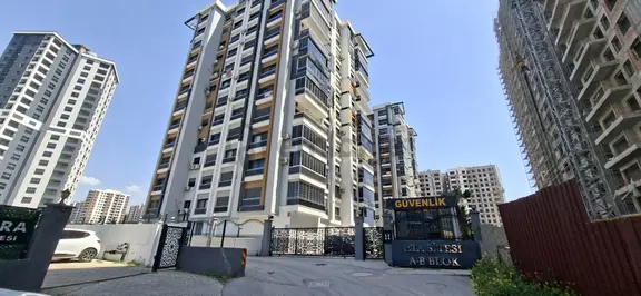 Karşıyaka Örnekköyde Site İçinde Ara Kat 3+1 Kiralık Daire 2