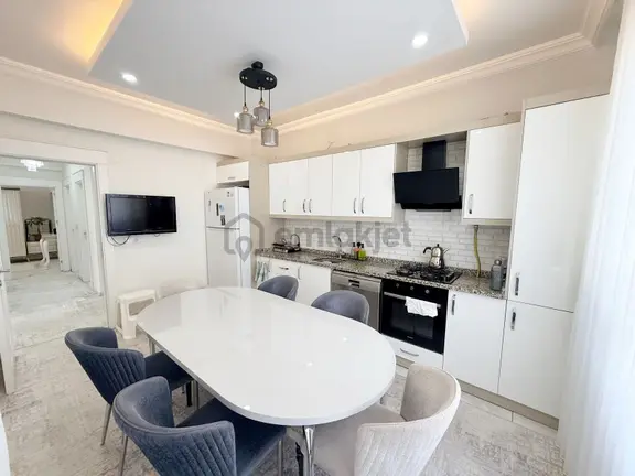 Beykent'te Geniş Yaşamın Yeni Adresi: Full Yapılı 3+1 Lüks Daire 2