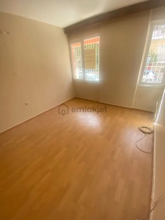 Buca Şirinyer Merkez Yakını Laleli Mah.de 2+0 60m2 Ayrı Mutfak Kiralık Daire 2