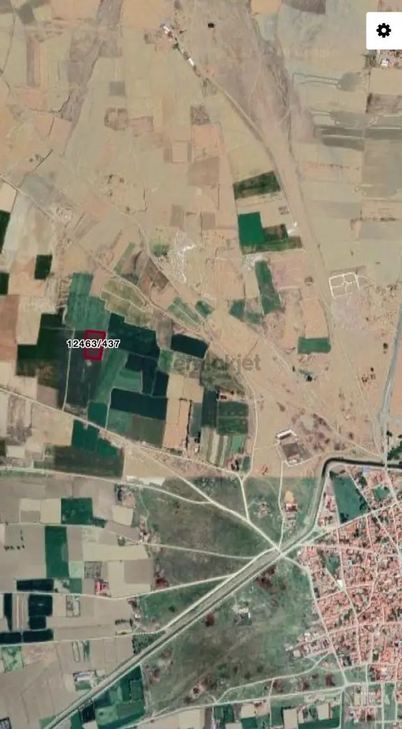 Özdemir'den Muttalip Koyunlar Mah. Satılık 6660 Mt Tarla 2