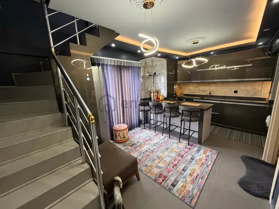 Hedef Emlak'tan Çarşıda Satılık Ultra Lüx Eşyalı 2+1 Loft Daire 2