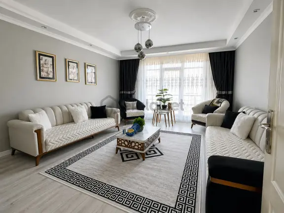 Üçevlerde Ferah 2+1 120 M² 4. Kat Avantajlı Satılık Daire 1