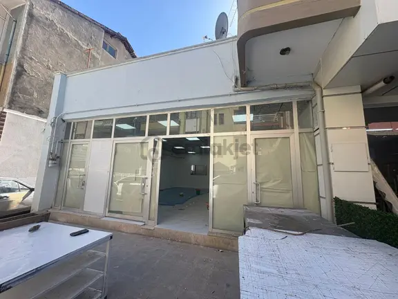Hastane Caddesinde Kiralık 106 Metrekare Dükkan Mağaza 1