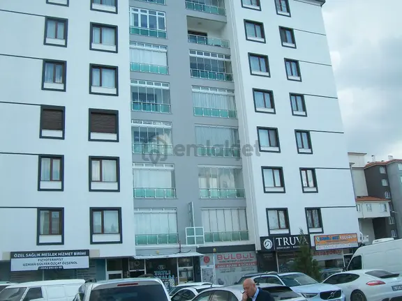 Hacımütahir Mah.kayakıran Apt.bakımlı 3+1 Dairemiz Satılıktır. 2