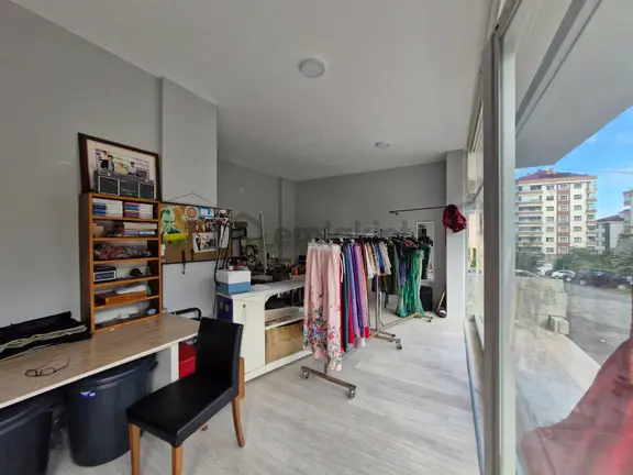 Deha Emlak`tan Satılık 25 M2 Dükkan Akçaabat Yenimahallede 2