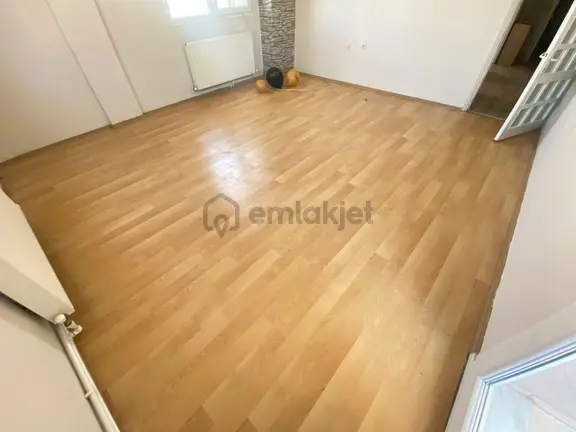 Buca İşçievleri Vergi Dairesi Yakını Barış Mah.de 3+1 115m2 Dgazlı Havadar Kiralık Daire 2