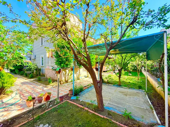 ▶▶akçay Körfez'den Doğa İle İç İçe Geniş Kullanımlı Geniş Bahçeli Satılık 2+1 Villa 1