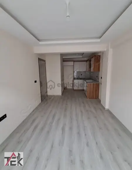 Bornova Merkeze Yürüme Mesafesinde Sıfır Geniş 1+1 Satılık 1
