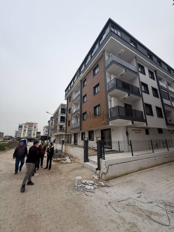 Yerden Isıtmalı Lüx 1+1 Ara Kat Merkezi Konum Önü Açık 1
