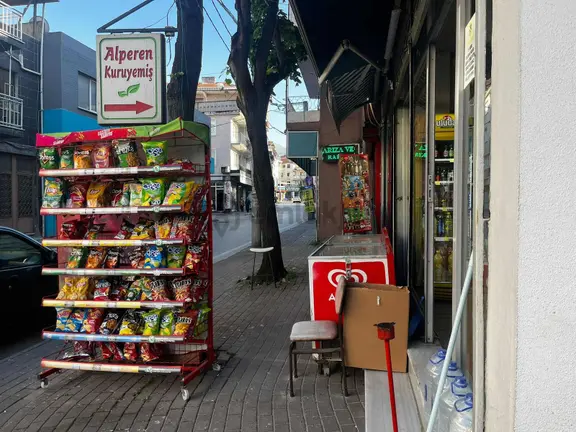 Bursa Yeşilovada İşlek Cadde Üzeri Devren Büfe Yüksek Ciro 2