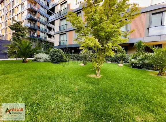 Çengelköy Hasbahçevlerinde Satılık 3.5+1/ 166 M2 Arakat Daire 1