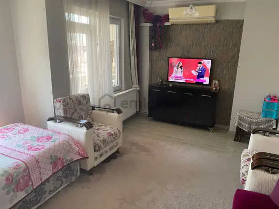Adil Emlak 'tan Cumhuriyet Mahallesi Özel Salihli Hastanesi Arkası 3+1 115m2 Daire 2