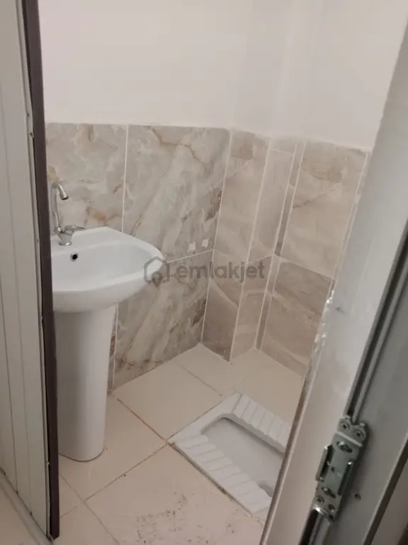 Yıldızkent'de Kiralık İşyeri 2