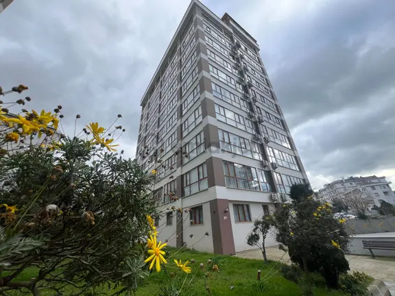 Pendik - Yıldız Park Residans'ta A/blok'ta Satılık 2+1 Daire 2