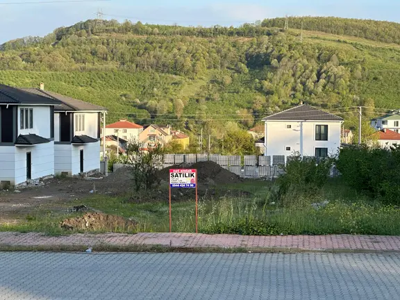 Gümüşovada Satılık 4 Kat %45 İmarlı 541 M2 Parsel 1