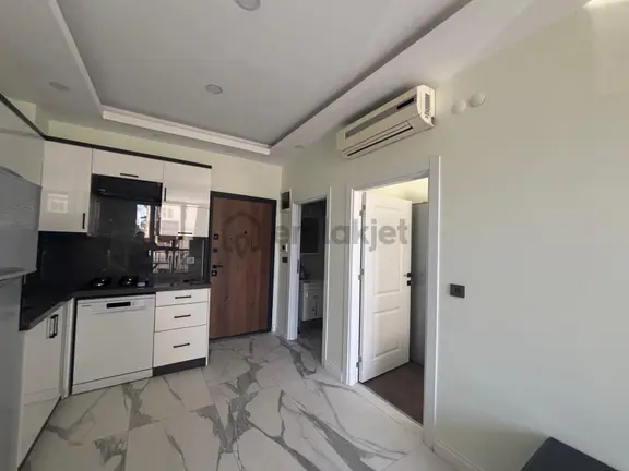 Side'de Havuzlu Eşyalı Kiralık Daire 1