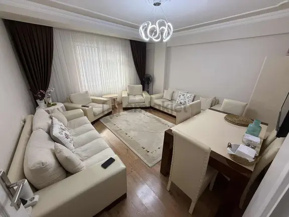 İstanbul Esenler Otogarı Karşısında 2+1 120 M2 Satılık Daire 2