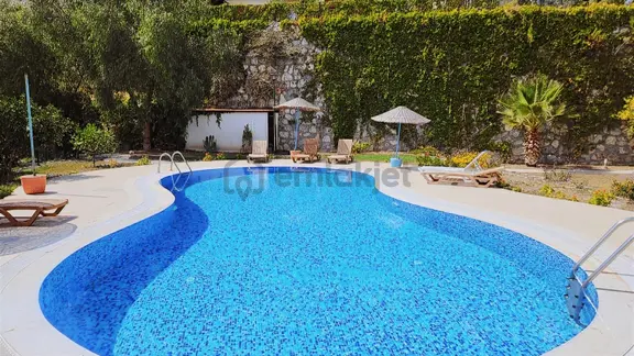 Bodrum Adabükü Turkuaz Sitesinde 2+1 Bakımlı Daire 2