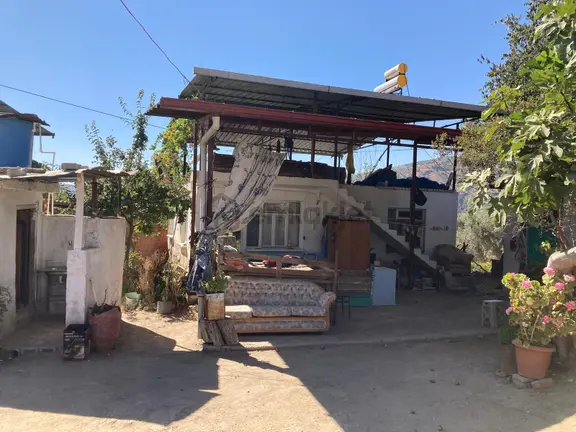 Daire Takaslı Nazilli Yakını Masrafsız Bahçeli Müstakil Köyevi 2