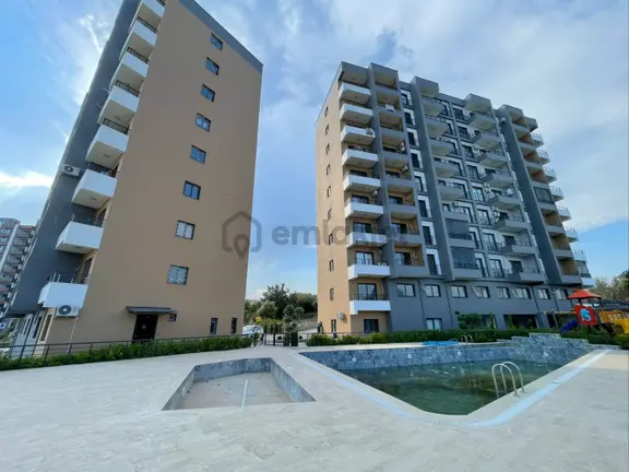Limonlu Mah Kapısı Havuza Açılan Satılık Sıfır Eşyalı 1+0 Yazlık 1