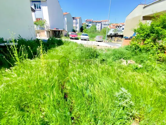 Balıkesir 2.sakarya Mah. 125 M² 2 Kat İmarlı Satılık Arsa 1