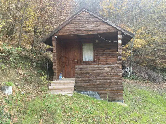 Karamürsel Akçat'ta Evi Ve Meyve Ağaçları Bulunan %5'li Arazi 2