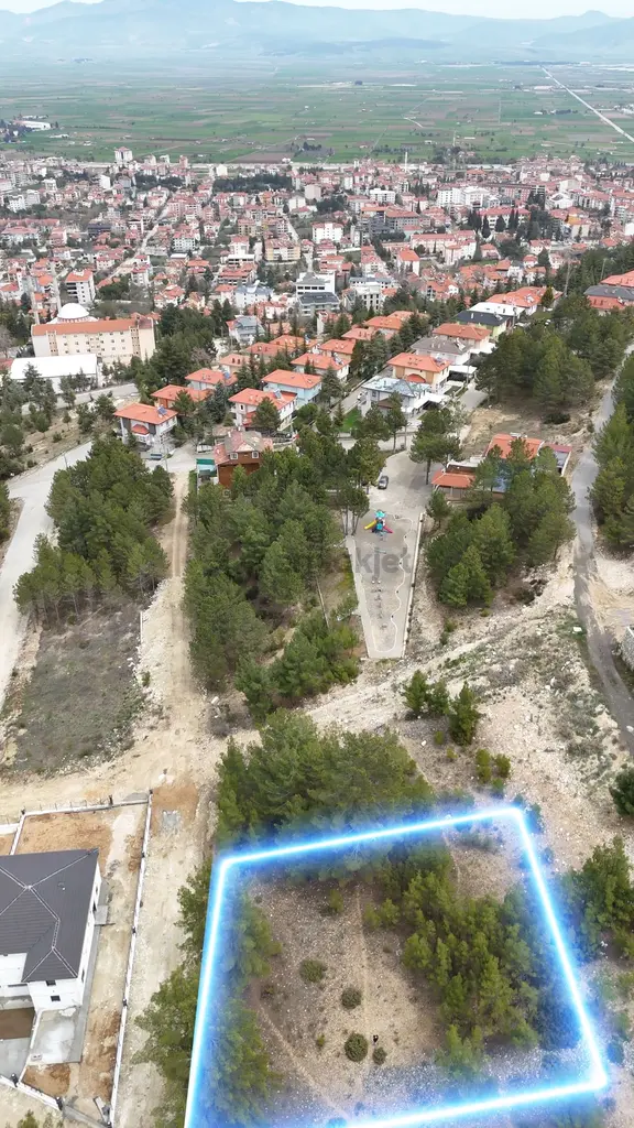 Şahin Emltaktan Acıpayam Yukarı Mah.satılık 330 M² Villalık Arsa 2