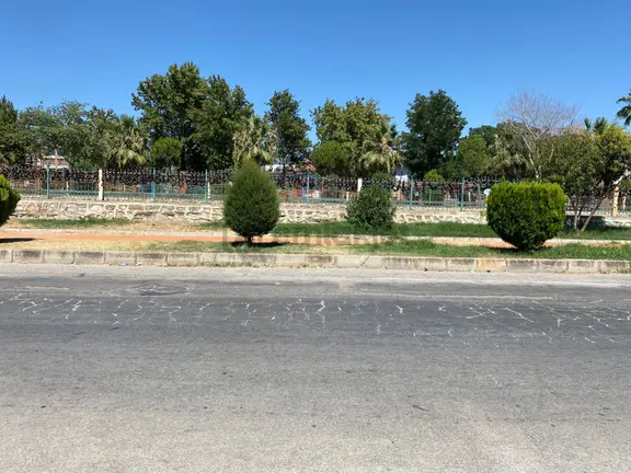 Acarlar Emlaktan Turan Mahallesinde 271 M2 Satılık Müstakil Bahçeli Ev 2