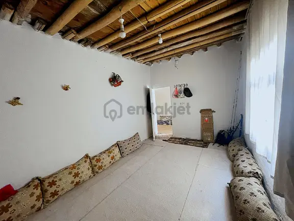 Hükümet Konağına Yürüme Mesafesinde Satılık Müstakil Ev 2