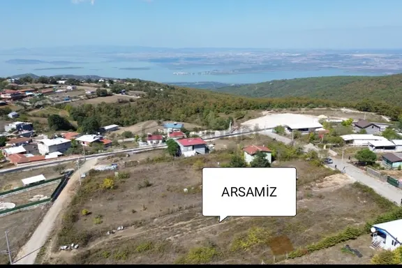 Acil Unçukuru Köyünde 816 M2 Köyiçi İmarlı Göl Manzaralı Tarla 2