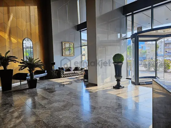 İzmir Bornova Deniz Manzaralı Havuzlu Eşyalı Lüks Rezidans Daire 1