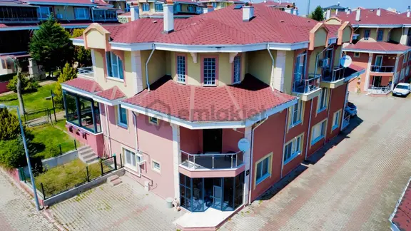 Turan Emlak Gayrimenkul'den Edirne Atakent Villalarında Satılık 1