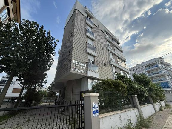 Antalya Konyaaltı Hurma Mahallesinde 2+1 Eşyalı Satılık Daire 1