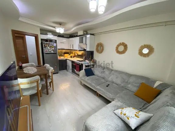 Acill Buca Y.kemer Meydan Yakını Dicle Mah.de 2+1 70m2 A.mutfak D.gazlı Satılık Daire 2