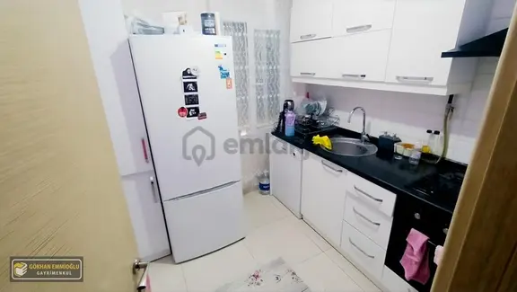 Anadolu Cd. Yakını, Kiracılı 2+1 Doğalgazlı Köşe Daire 1