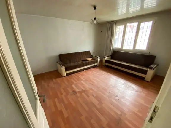 Buca Ufuk Mah.de 2+1 90m2 Ayrı Mutfak Teraslı Ferah Kiralık Daire 1