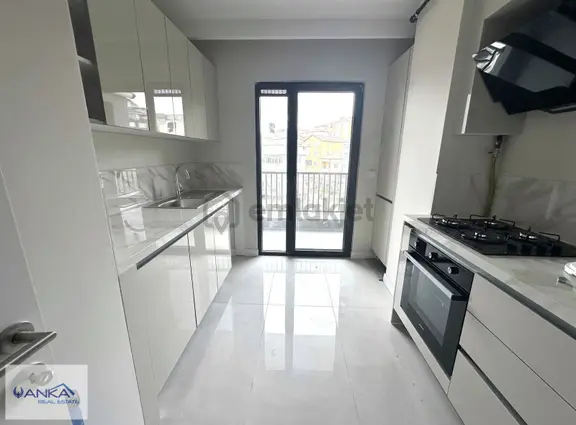 Envarev Çengelköy Satış Ve Kiralama Ofisinden Satılık 2+1 Daire 2