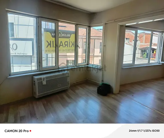 Bursa Ünlü Cadde Kayıhan Girişi 2. Kat 80 M2 2. Kat Daire Satılık 1